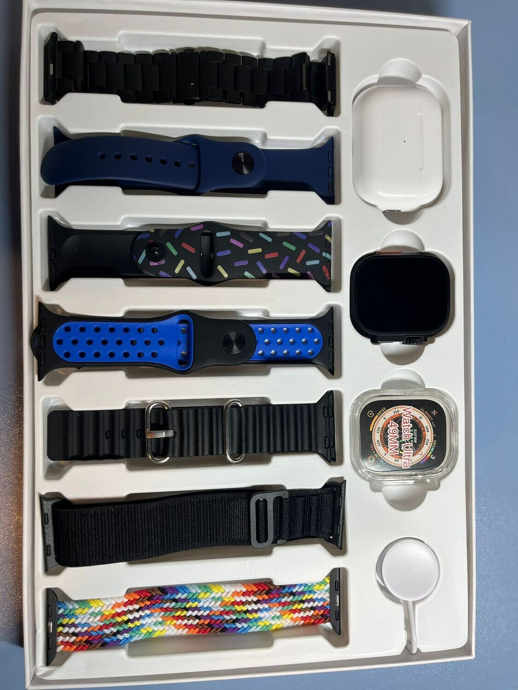 i20 ultra max 10u1 Smartwatch (Pametni sat) sa bluetooth slusalicama